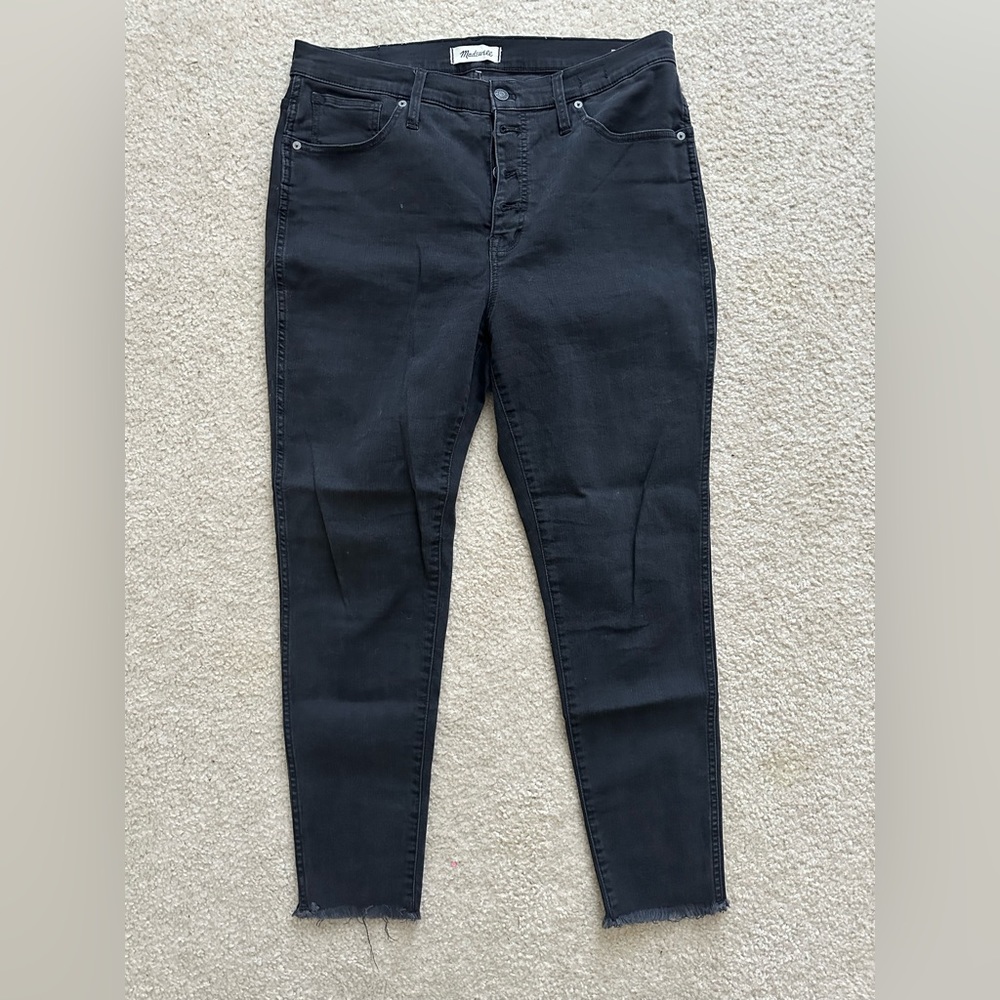NWOT madewell high rise skinny Berkeley black button fly frayed ankles size 32